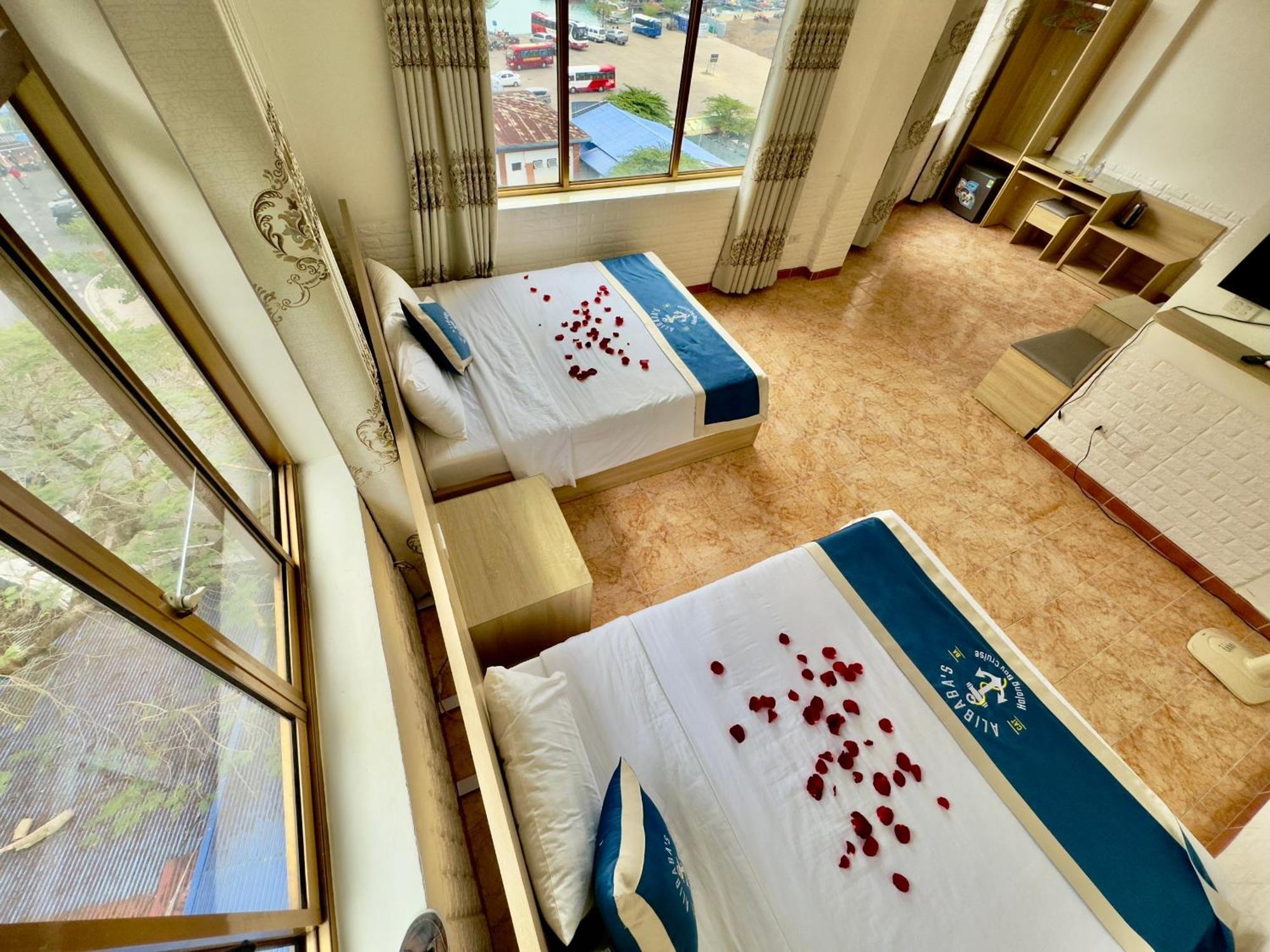 Cat Ba Plaza Hotel Dong Khe Sau Ngoại thất bức ảnh