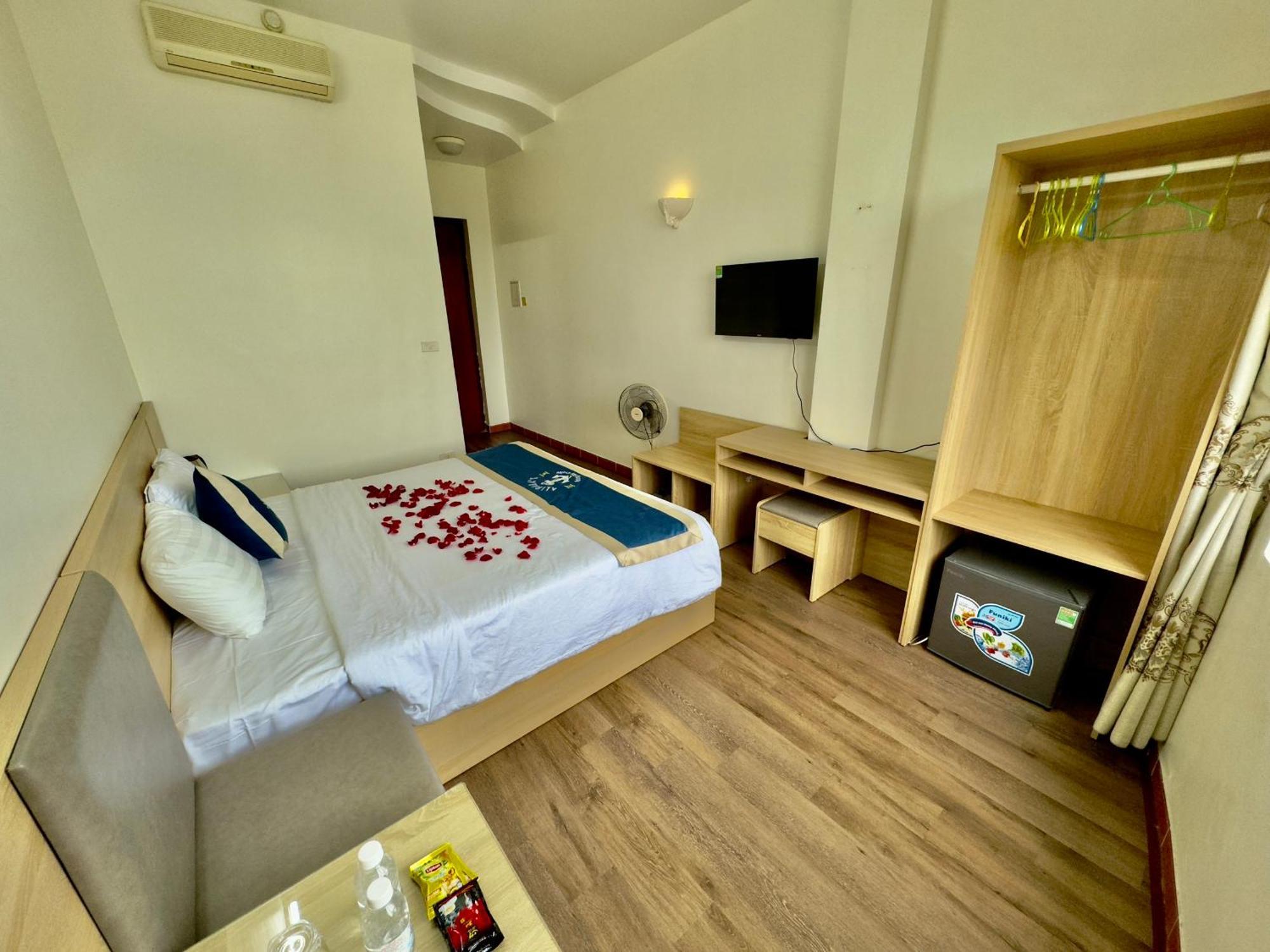 Cat Ba Plaza Hotel Dong Khe Sau Ngoại thất bức ảnh